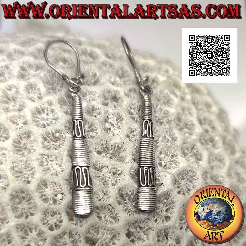 Boucles d'oreilles à levier balinaises en argent faites à la main, fil entrelacé et alternance de serpentine