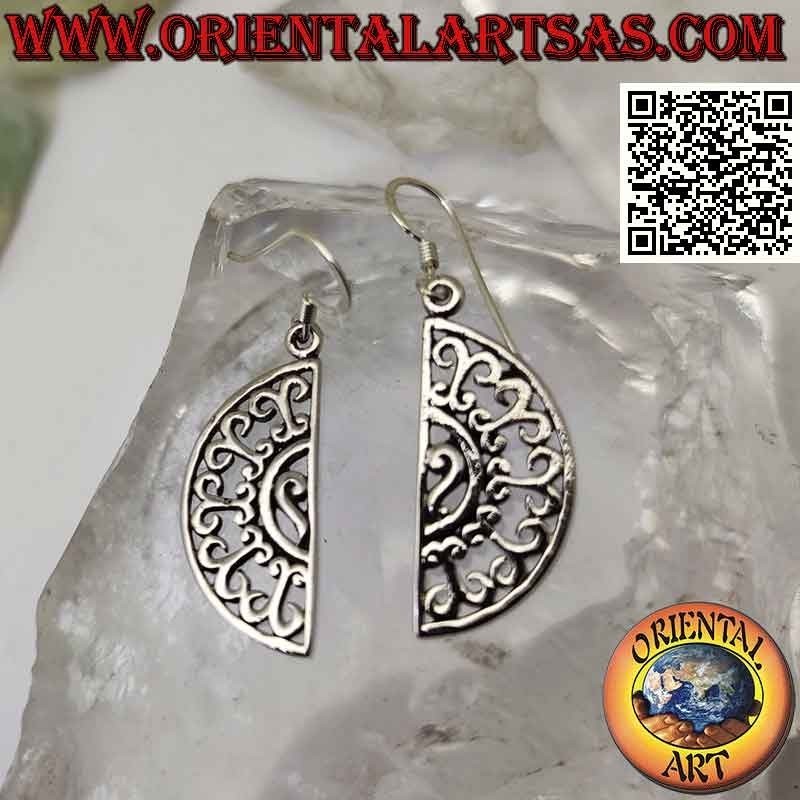 Pendientes de plata con semicírculo con decoración étnica perforada