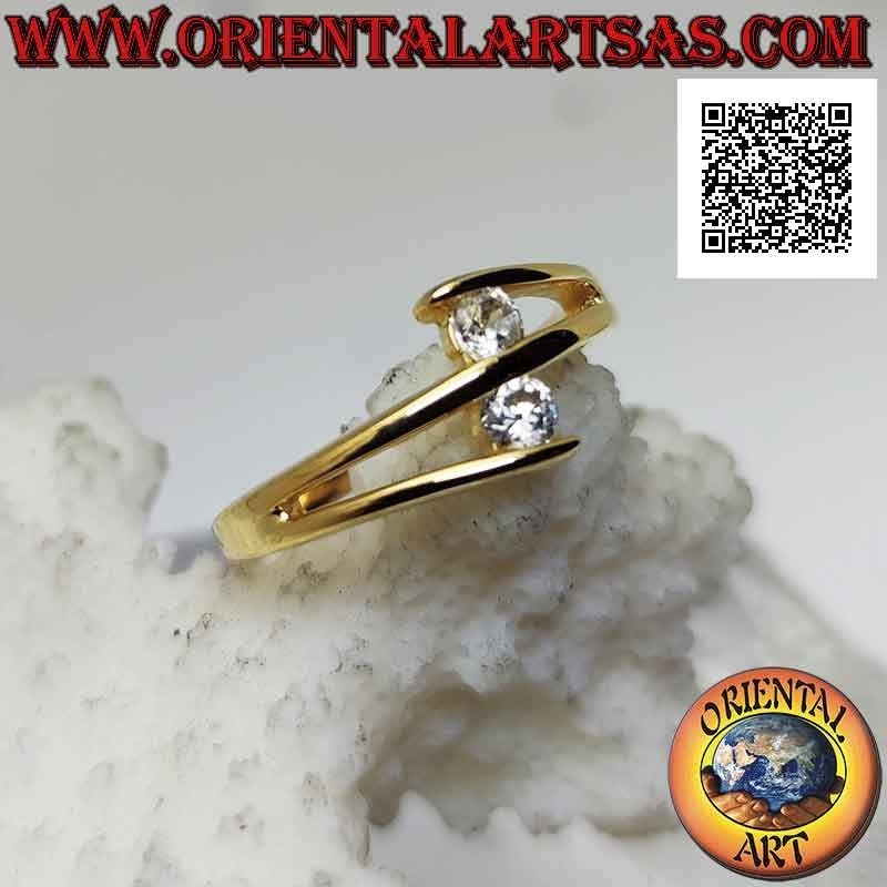 Gold-plated silver ring "contrarié setting" with two round brilliant cut zircons