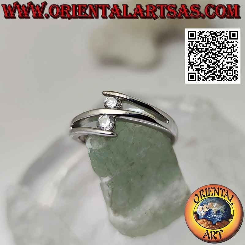 Anillo de plata "engaste contrarié" con dos zirconias redondas talla brillante