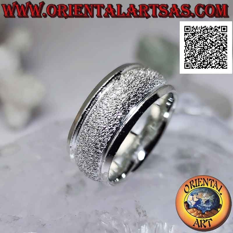Anello in argento a fascia bombata sabbiata "effetto brillante" da 10 mm (tempestato di microsfere)