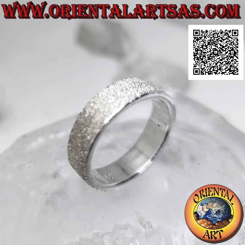 6 mm "brilliant effect" sandblasted flat band silver ring (studded with microspheres)