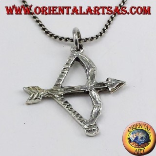 silver pendant bow with arrow