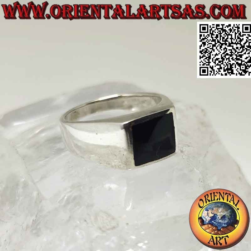 Smooth and simple silver ring with square onyx 10 x 10 mm