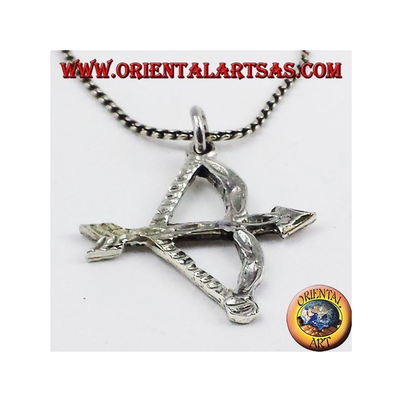 silver pendant bow with arrow