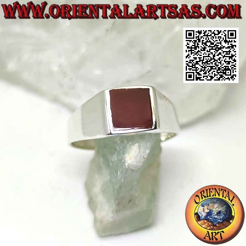 Anello in argento con corniola rettangolare a filo bordo su montatura liscia 10 x 8 mm