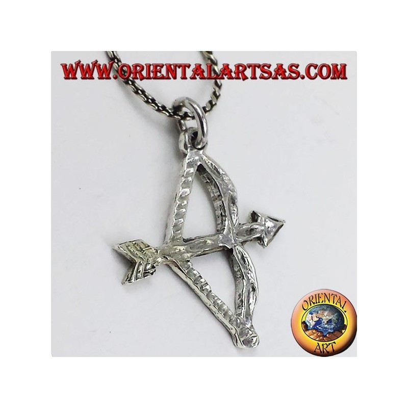 silver pendant bow with arrow