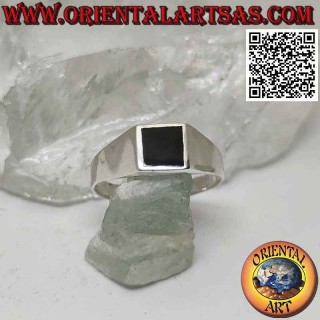 Bague en argent lisse avec onyx carré affleurant 8x8 mm
