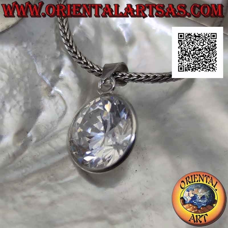 Colgante de plata con punto de luz de circonita redonda rodeada de un borde liso de 12 mm