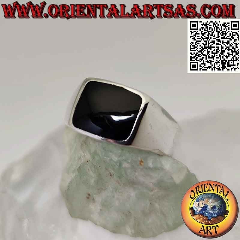Bague en argent lisse et simple avec onyx rectangulaire biseauté et courbé 8x10 mm