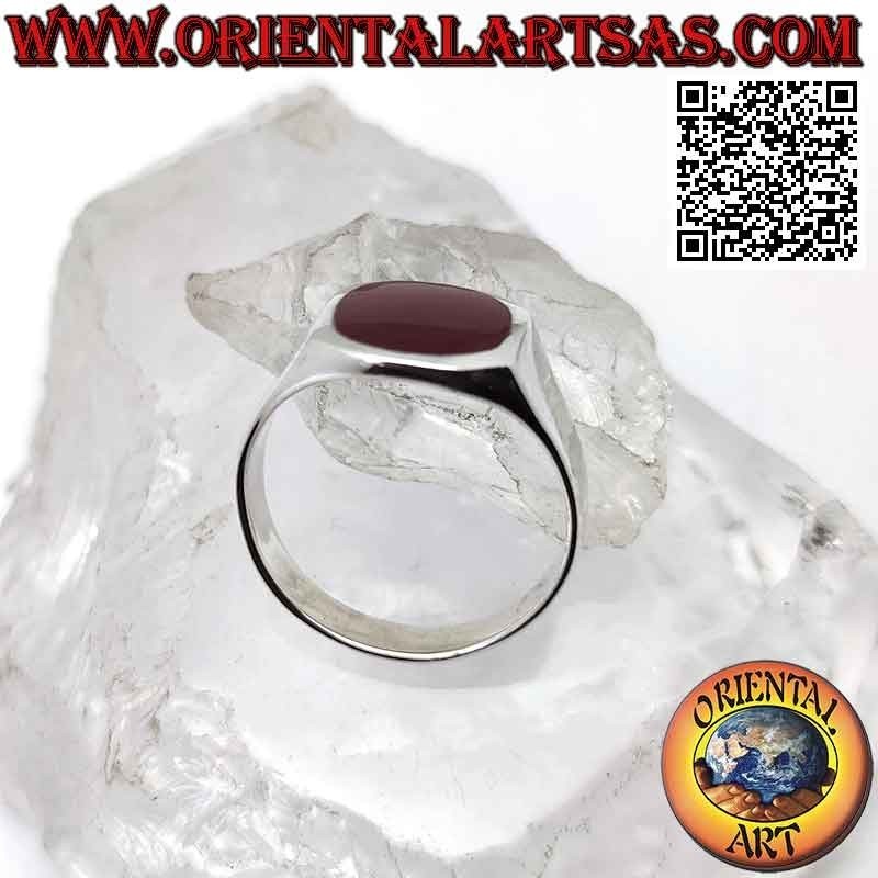 Anello in argento con corniola tonda a filo bordo su montatura squadrata liscia