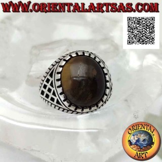 Silver ring with cabochon oval tiger eye and rhombuses engraved on the sides (B)