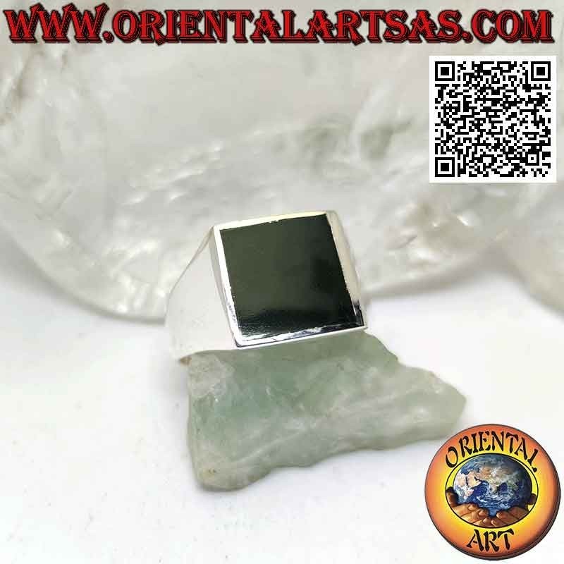 Bague en argent lisse avec agate verte carrée affleurante 13x13 mm