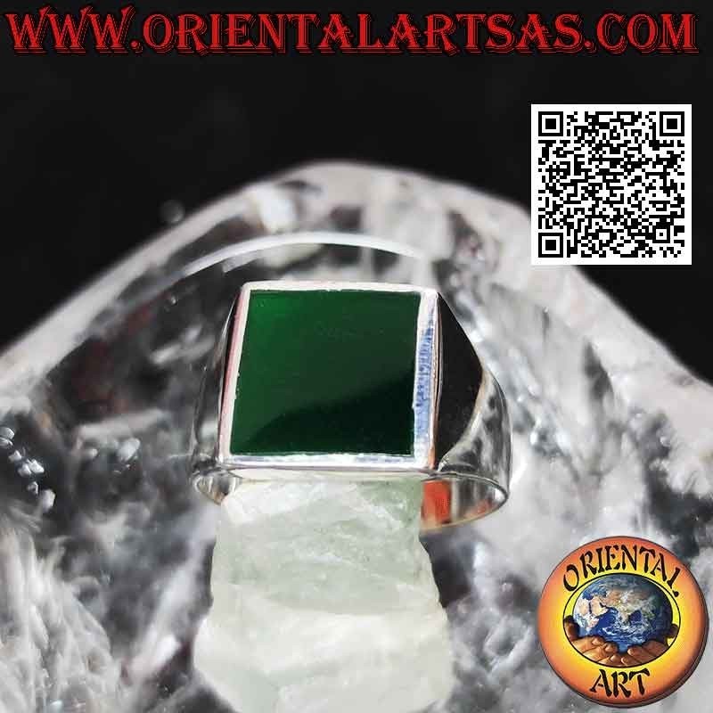 Anello in argento liscio con agata verde quadrata a filo bordo 13x13 mm