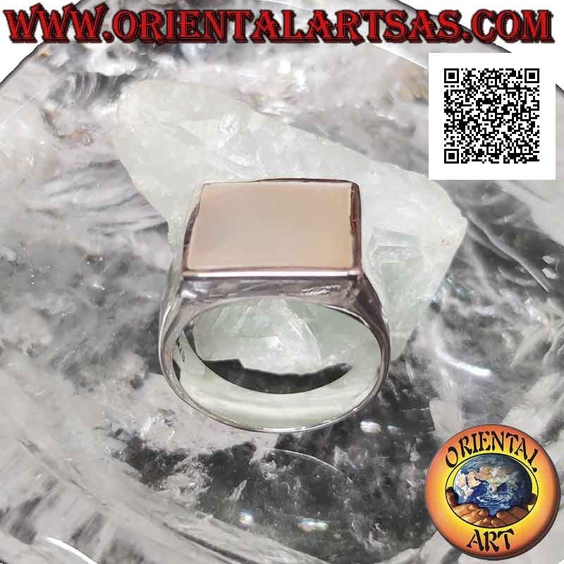 Anillo de plata lisa con nácar cuadrado al ras de canto 13x13 mm