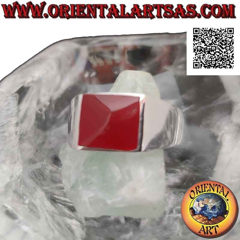 Anello in argento liscio con corniola rettangolare orizzontale a filo bordo 12x10 mm