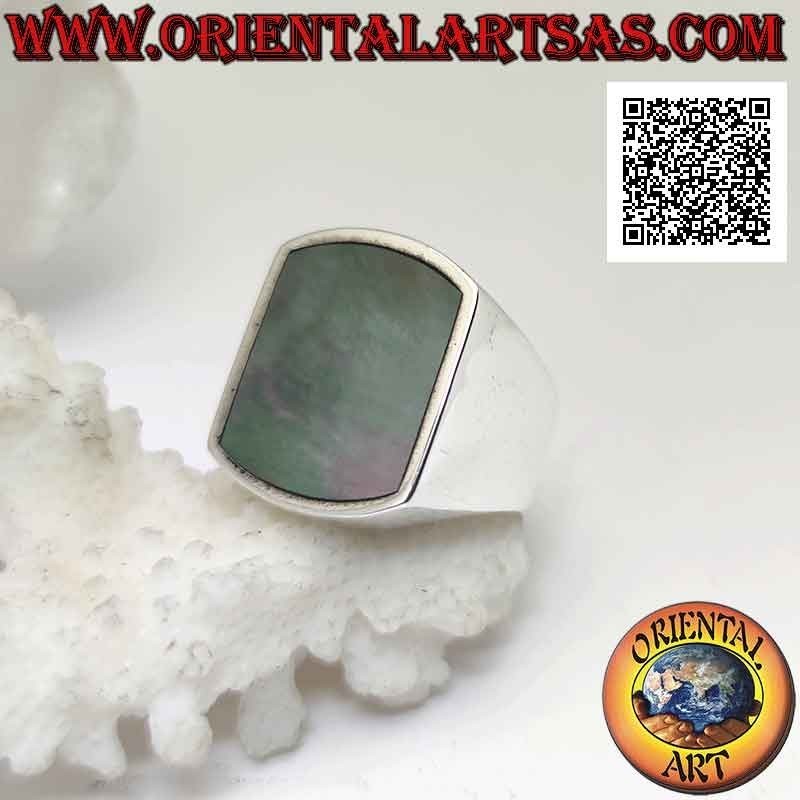 Silberring mit rechteckiger Paua-Muschel (Abalone), die auf zwei Seiten bündig zum Rand gebogen ist, auf glatter Fassung