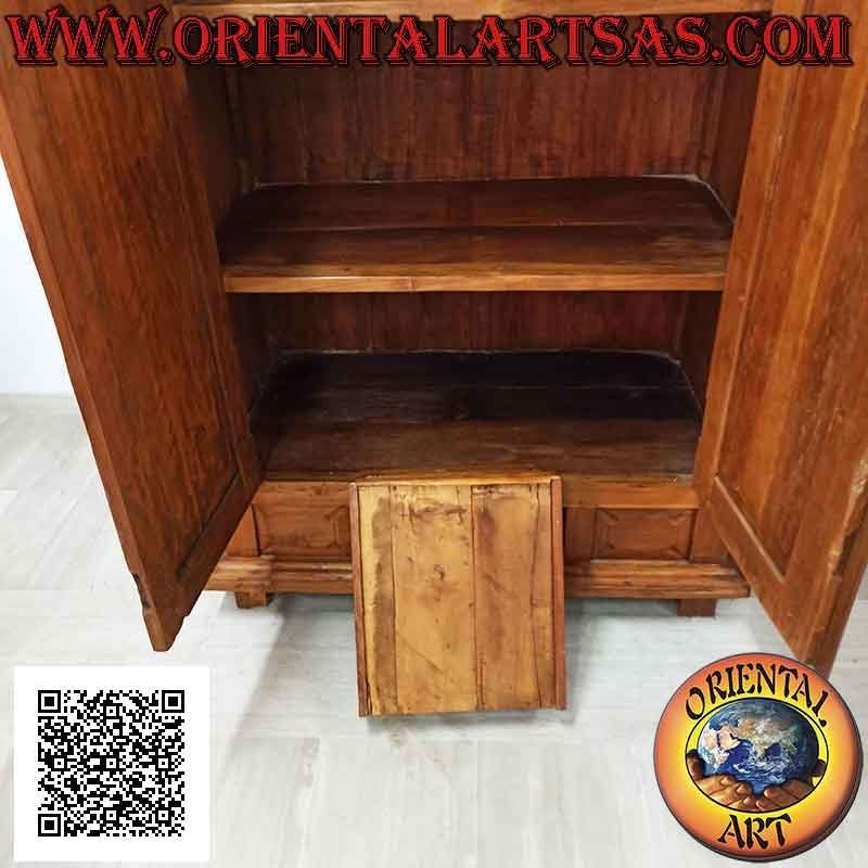 Armario 2 puertas (3 estantes) con cajón central y decoración superior en madera de teca envejecida