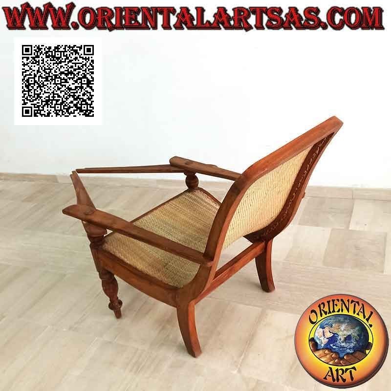Fauteuil / chaise longue de style colonial ancien en bois de teck et paille de Vienne (tressage serré)