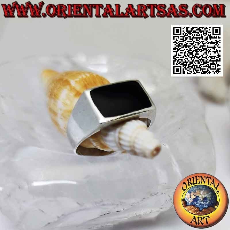 Glatter Silberring mit horizontalem rechteckigem Onyx bündig mit Rand 12x8 mm