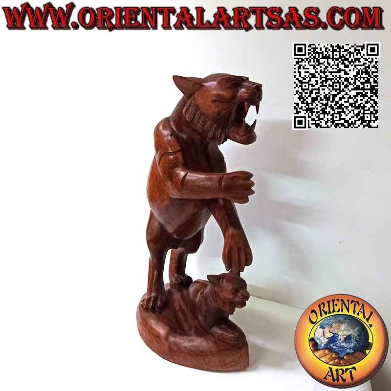 Sculpture snarling tiger with cub in 54 cm suar wood (hand carved from a single block) (right)