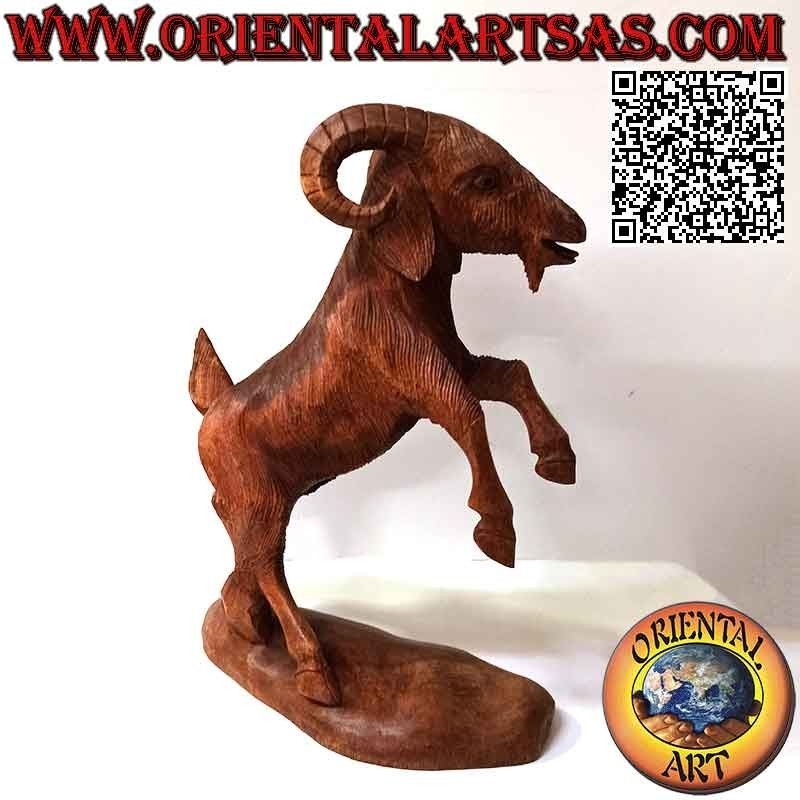 Scultura ariete o RAM rampante in legno di suar da 45 cm (scolpita a mano da un unico blocco)