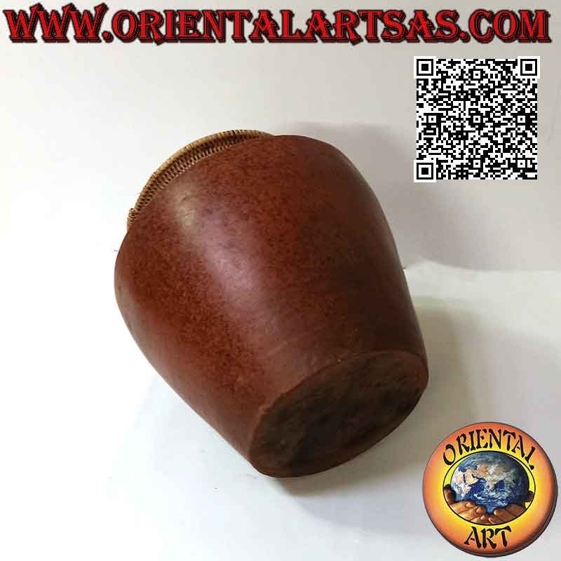 Traditional Lombok vase in light terracotta with hand-woven wicker mouth (25 cm and 24 cm ø)
