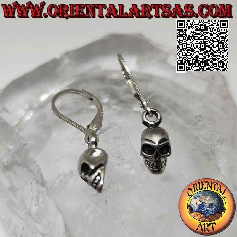 Smooth circle silver earrings with "closed hook" closure with small skull pendant