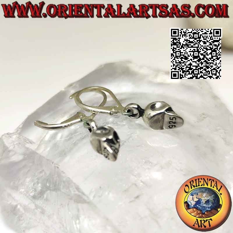 Boucles d'oreilles en argent cercle lisse avec fermeture "crochet fermé" avec petit pendentif tête de mort