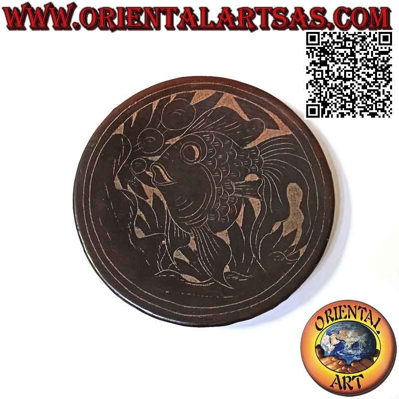 Lombok round flat pocket emptier in dark terracotta and painted fish 31 cm ø