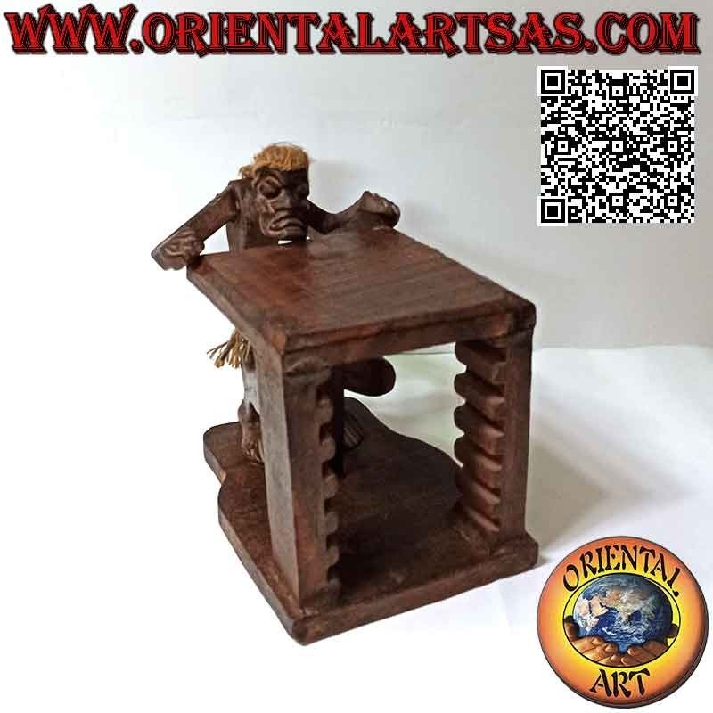 Porta CD de estilo primitivo con escultura de un aborigen en madera de teca (26 cm)