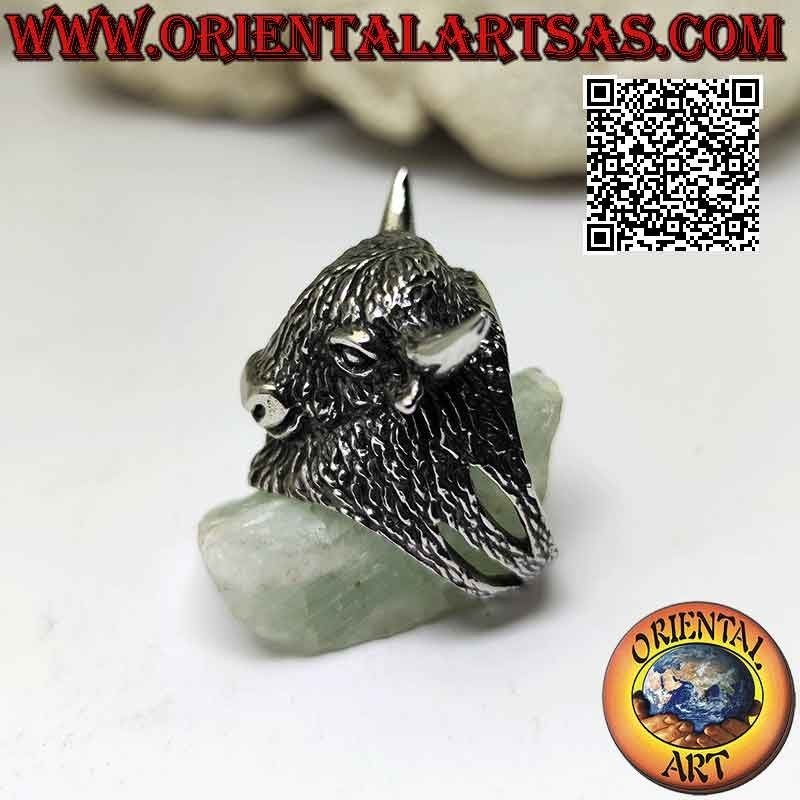 Anello in acciaio chirurgico (316L), testa di bisonte americano completamente inciso
