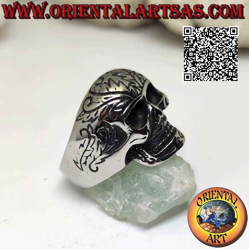 Anello in acciaio chirurgico (316L), teschio con incisioni tribali incise su fronte e lati