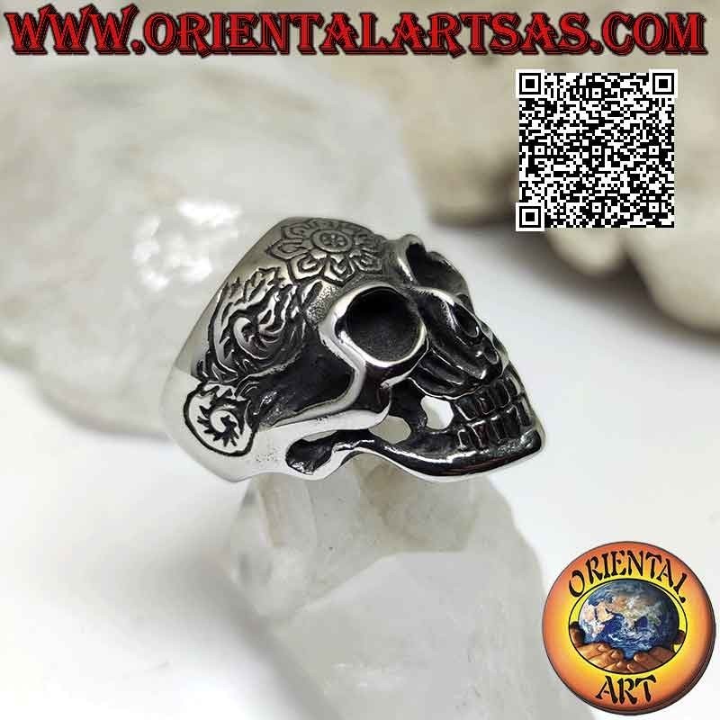 Surgical steel ring (316L), Mexican "calanca" skull with floral decoration engraved on the front