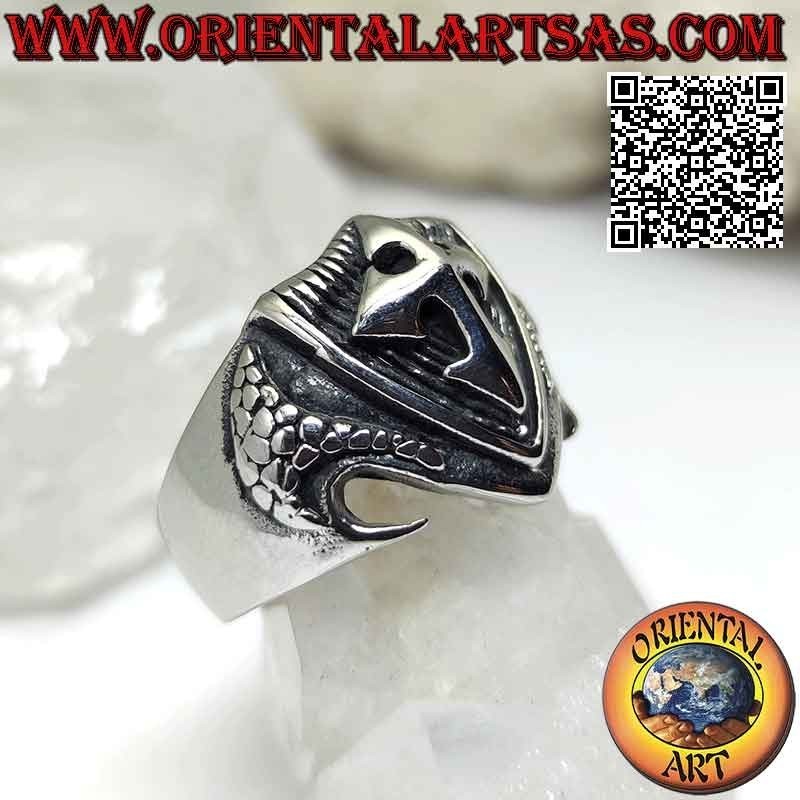 Anillo de acero quirúrgico (316L), emblema con cruz de flecha grabada