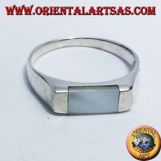 Bague en argent avec nacre