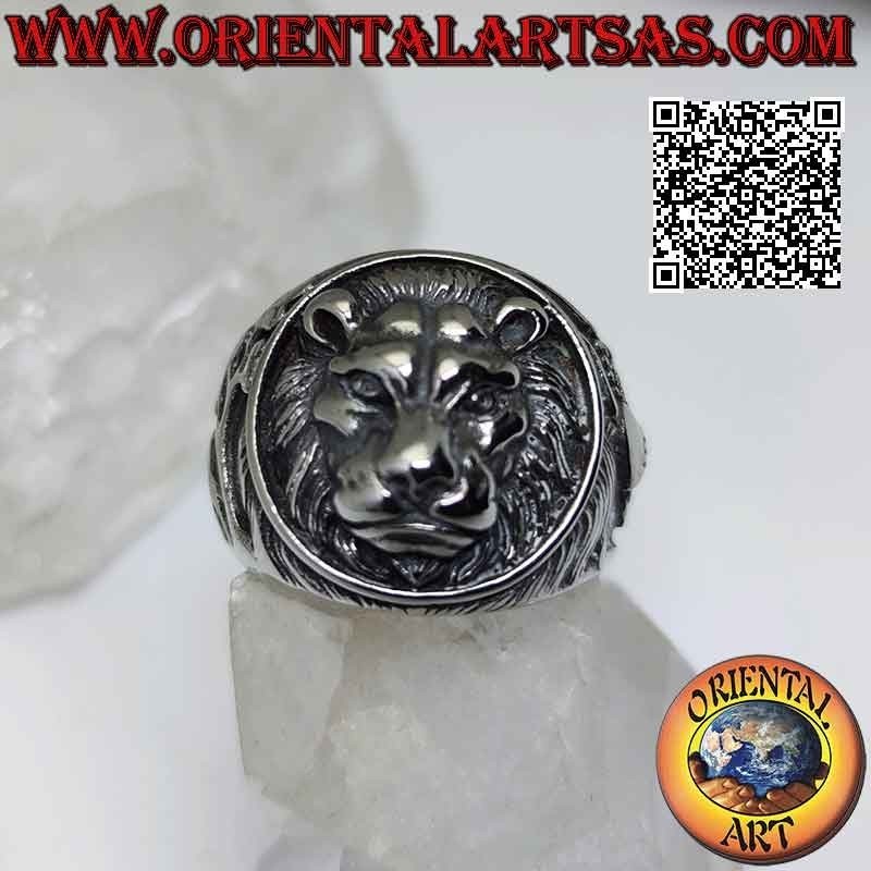 Surgical steel ring (316L), embossed lion head (king of the forest) and subject animals on the sides