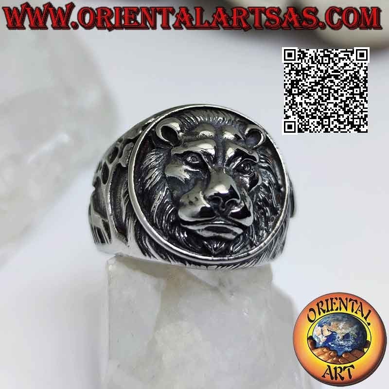 Anillo de acero quirúrgico (316L), cabeza de león (rey del bosque) en relieve y animales sujetos en los laterales