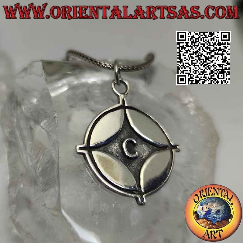 Pendentif en argent, médaille rose des vents avec c du capitaine central