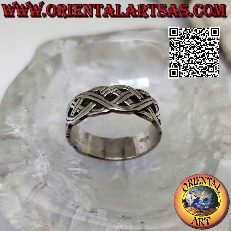 Bague en argent avec bande travaillée, entrelacs celtiques infinis