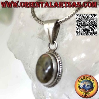 Pendentif en argent avec cabochon ovale labradorite tacheté entouré d'entrelacs