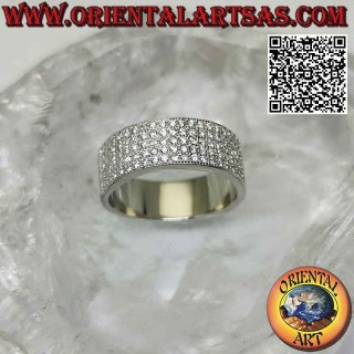 Anello in argento a fascia piatta tempestata per metà di zirconi bianchi incastonati (8 mm)