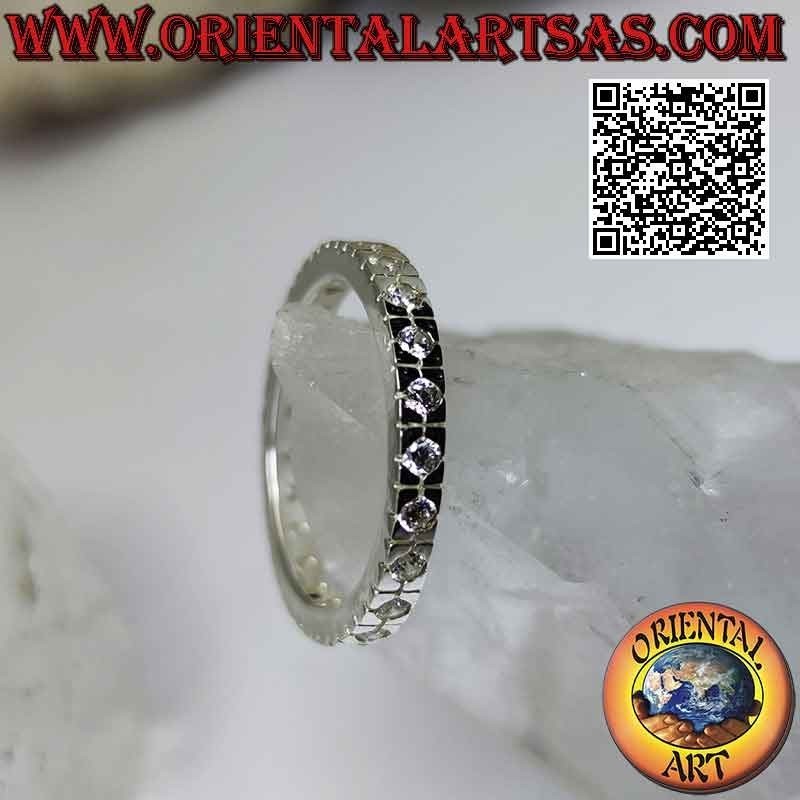 Silberring mit quadratischem Band mit einzeln gefassten weißen Zirkonen (2 mm)