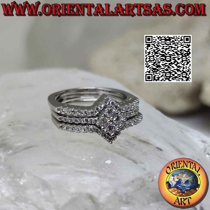 Anillo de plata, trío de verette medio tachonado con circonitas blancas engastadas con un rombo central