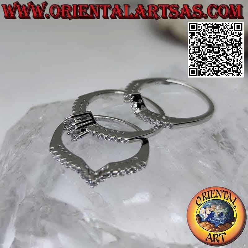 Silver ring, trio of verette studded half with white zircons set with a central rhombus