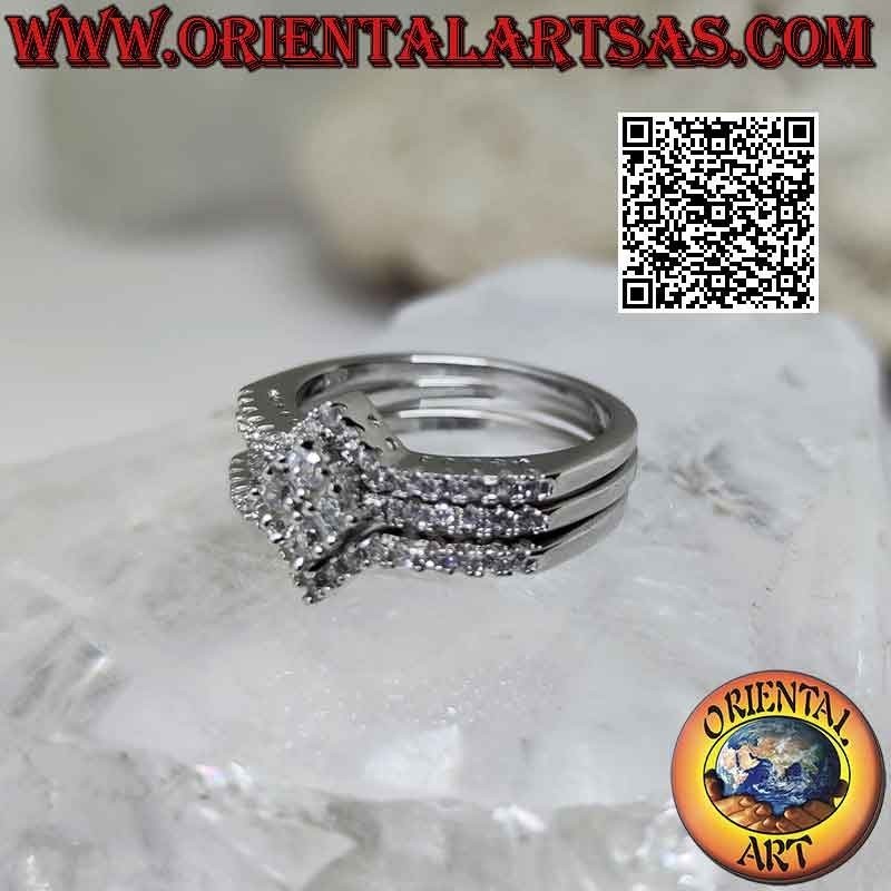 Anillo de plata, trío de verette medio tachonado con circonitas blancas engastadas con un rombo central