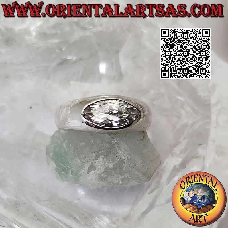 Silver ring with smooth growing band with white central horizontal shuttle zircon