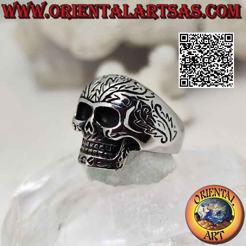 Bague en acier chirurgical (316L), tête de mort avec décors tribaux gravés