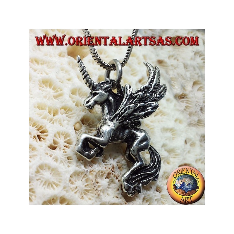 Ciondolo in argento Pegaso tridimensionale