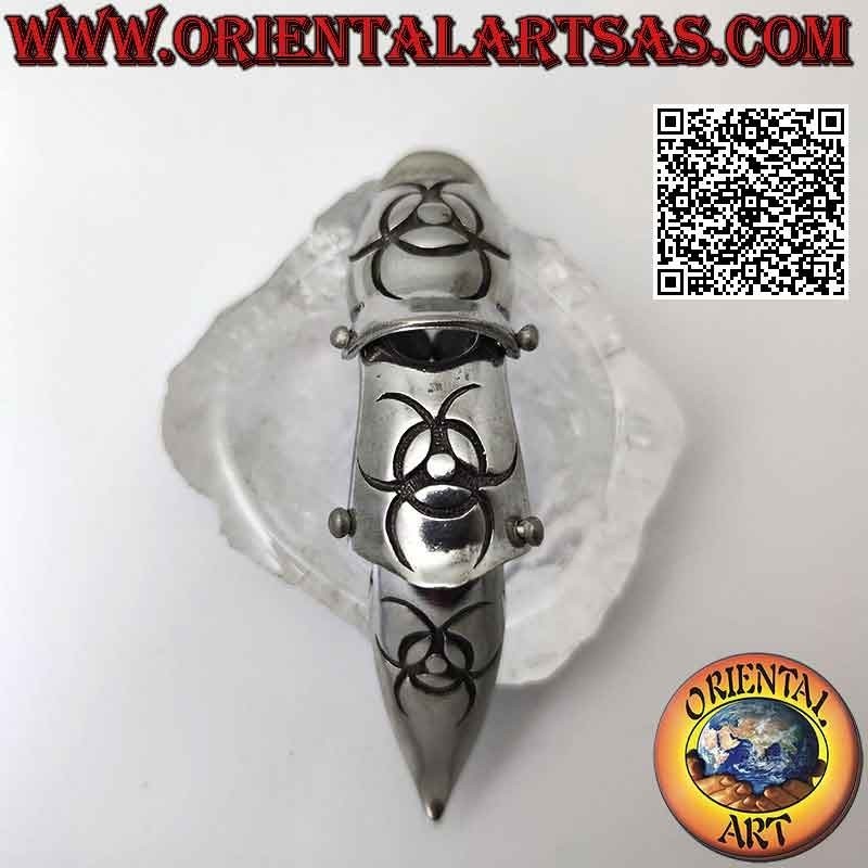 Anillo de acero quirúrgico (316L), armadura maciza con triple diosa grabada (ajustable)